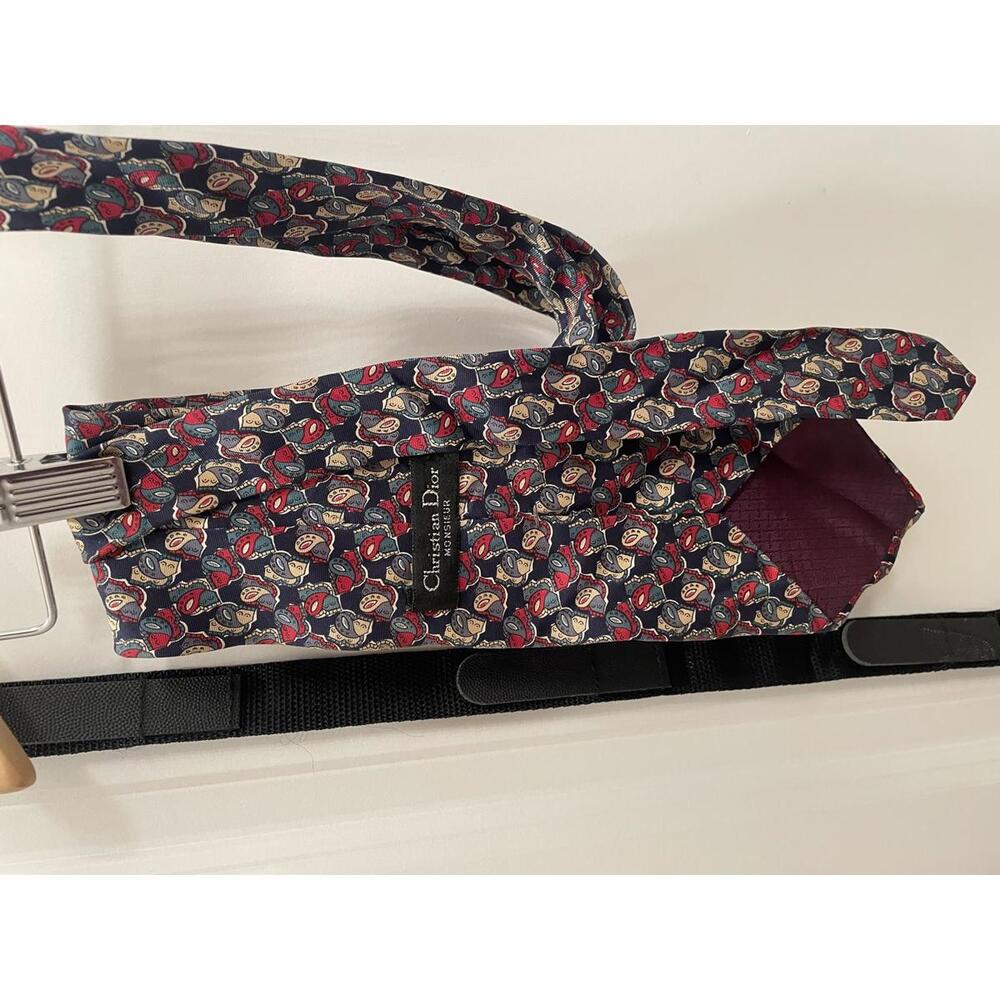 Christian Dior Silk Tie - Vintage Patterned Design